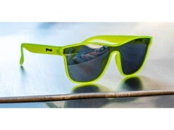 GoodR Naeon Flux Capacitor -Sports Equipment goodr naeon flux capacitor 2