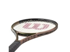 Wilson Blade 104 V8 -Sports Equipment wilson blade 104 v8 4